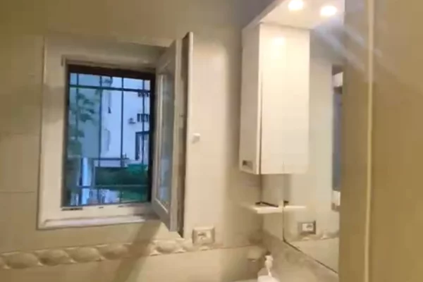 Shtepi me qera Apartament ne Tirane, 2+1, Mobilimi E mobiluar, Pagesa 60,000  Leke.