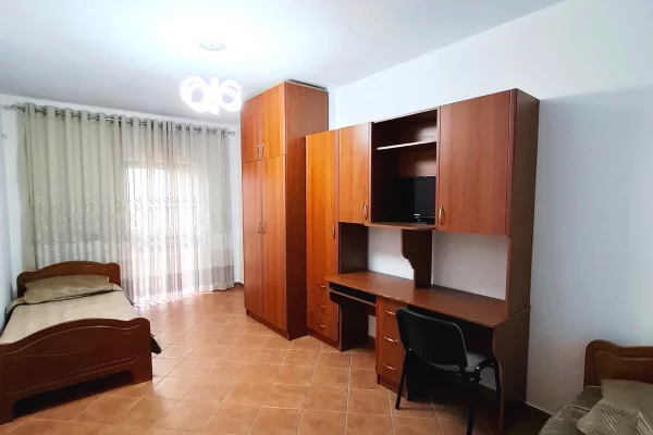 Shtepi me qera Apartament ne Tirane, 2+1, Mobilimi E mobiluar, Pagesa 60,000  Leke.