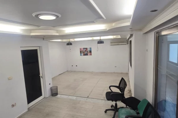 Ambient biznesi me qera 3+1 ne Tirane - 850 Euro