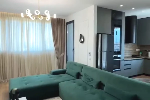Shtepi ne shitje Apartament ne Tirane, 2+1, Mobilimi E mobiluar, Pagesa 298,000  Euro.