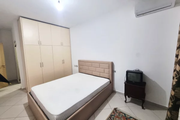 Shtepi me qera Apartament ne Tirane, 2+1, Mobilimi E mobiluar, Pagesa 46,000  Leke.