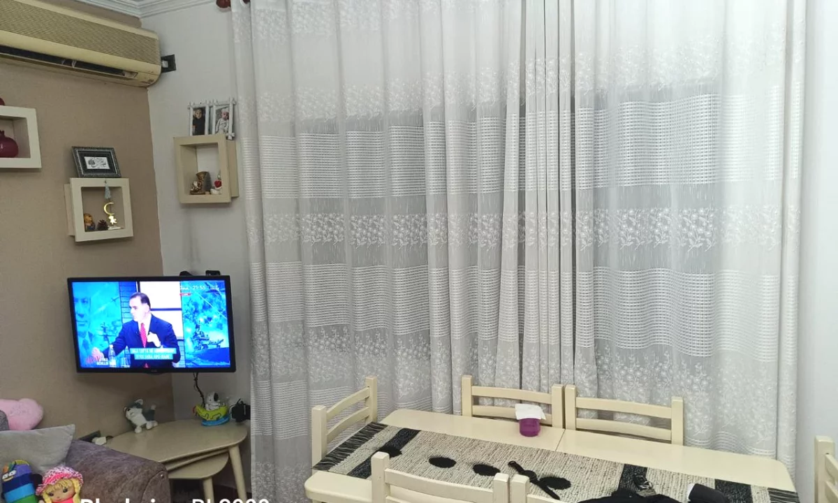 Shtepi me qera Apartament ne Tirane, 1+1, Mobilimi E mobiluar, Pagesa 40,000  Leke.