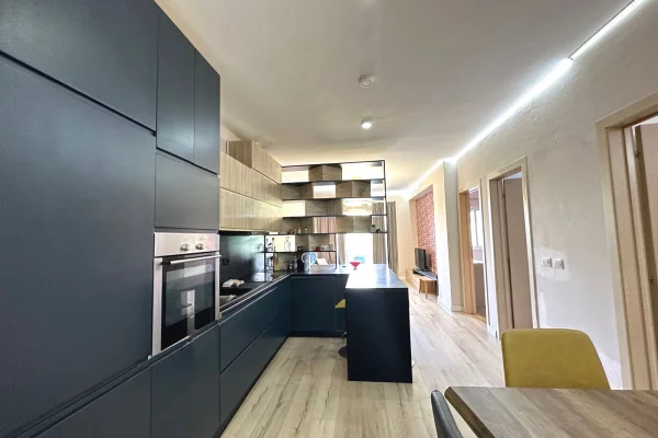 Shtepi me qera Apartament ne Tirane, 2+1, Mobilimi E mobiluar, Pagesa 40,000  Leke.