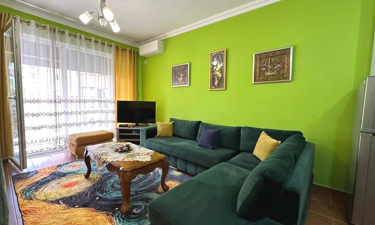 Shtepi me qera Apartament ne Tirane, 1+1, Mobilimi E mobiluar, Pagesa 50,000  Leke.