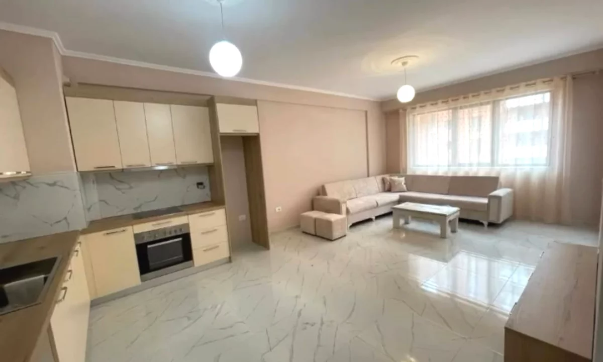 Shtepi me qera Apartament ne Tirane, 2+1, Mobilimi E mobiluar, Pagesa 55,000  Leke.