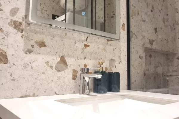 Shtepi me qera Apartament ne Tirane, 2+1, Mobilimi E mobiluar, Pagesa 1,000  Euro.