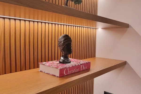 Shtepi me qera Apartament ne Tirane, 2+1, Mobilimi E mobiluar, Pagesa 1,000  Euro.