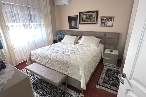 Shtepi me qera Apartament ne Tirane, 1+1, Mobilimi E mobiluar, Pagesa 40,000  Leke.