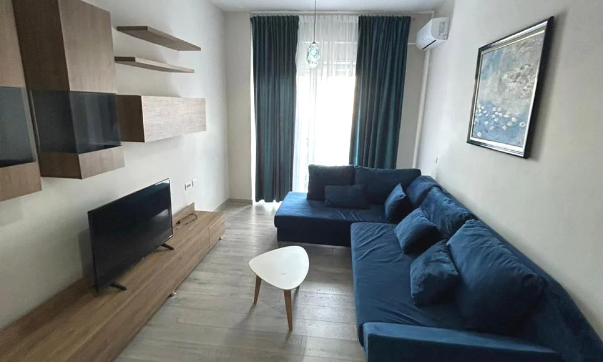 Shtepi me qera Apartament ne Tirane, 1+1, Mobilimi E mobiluar, Pagesa 55,000  Leke.