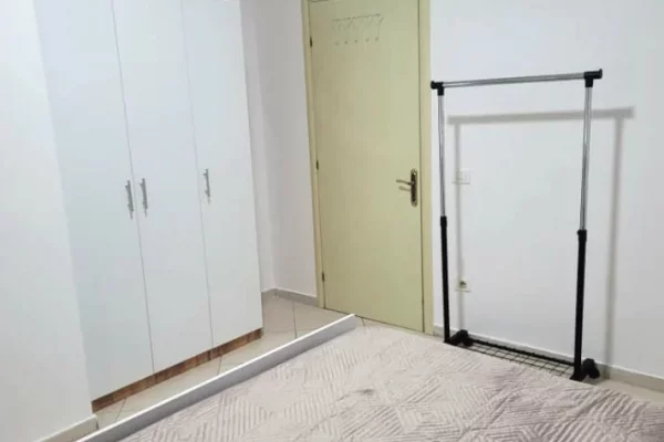 Shtepi me qera Apartament ne Tirane, 1+1, Mobilimi E mobiluar, Pagesa 35,000  Leke.