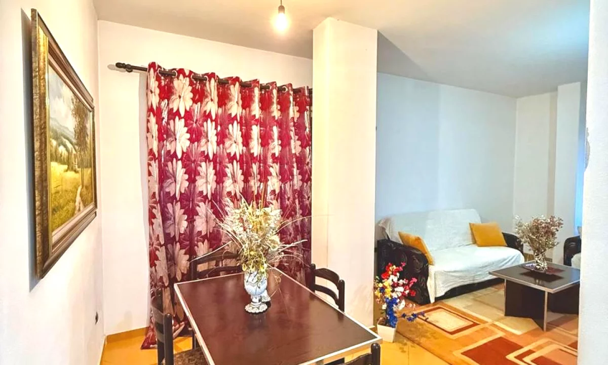 Shtepi me qera Apartament ne Tirane, 1+1, Mobilimi E mobiluar, Pagesa 45,000  Leke.