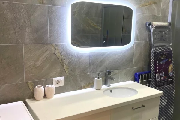 Shtepi me qera Vila Luksoze ne Tirane, 5+1, Mobilimi E mobiluar, Pagesa 5,000  Euro.