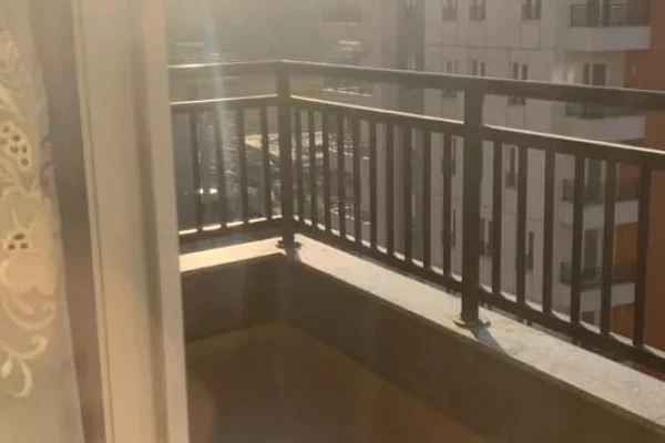 Shtepi me qera Apartament ne Tirane, 1+1, Mobilimi E mobiluar, Pagesa 450  Euro.