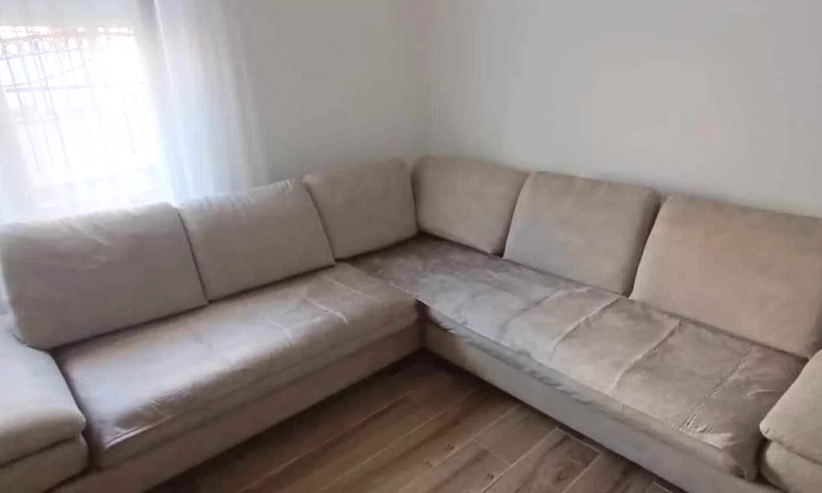 Shtepi me qera Apartament ne Tirane, 1+1, Mobilimi E mobiluar, Pagesa 40,000  Leke.