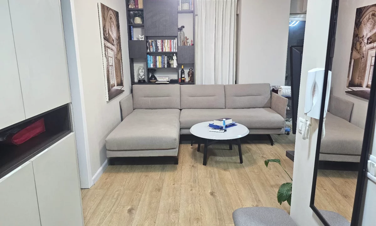 Apartment for sale in Tirana 1+1, Furnished