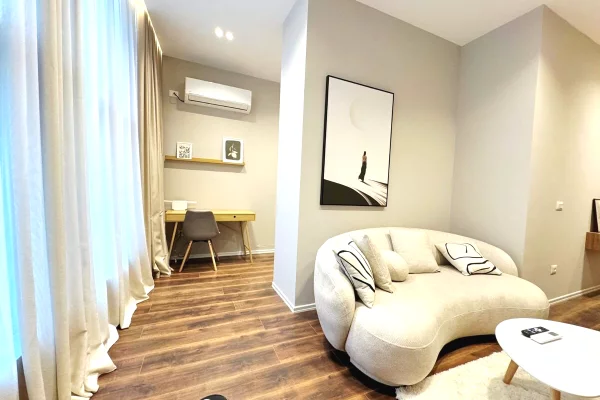 Shtepi ne shitje Apartament ne Tirane, 2+1, Mobilimi E mobiluar, Pagesa 179,000  Euro.