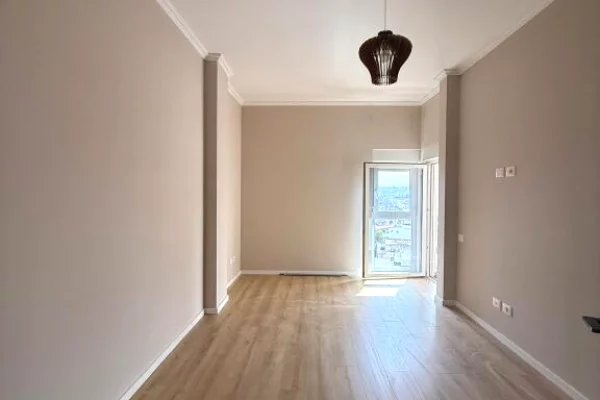 Apartment for sale in Tirana 2+1, Emty