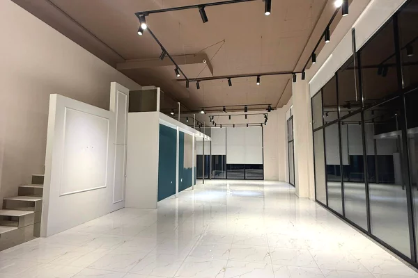 Ambient tek Trio Towers Don Bosko prane gjykstes asministrative te shkalles 