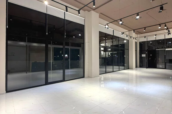 Ambient biznesi me qera 1+1 ne Tirane - 1,200 Euro