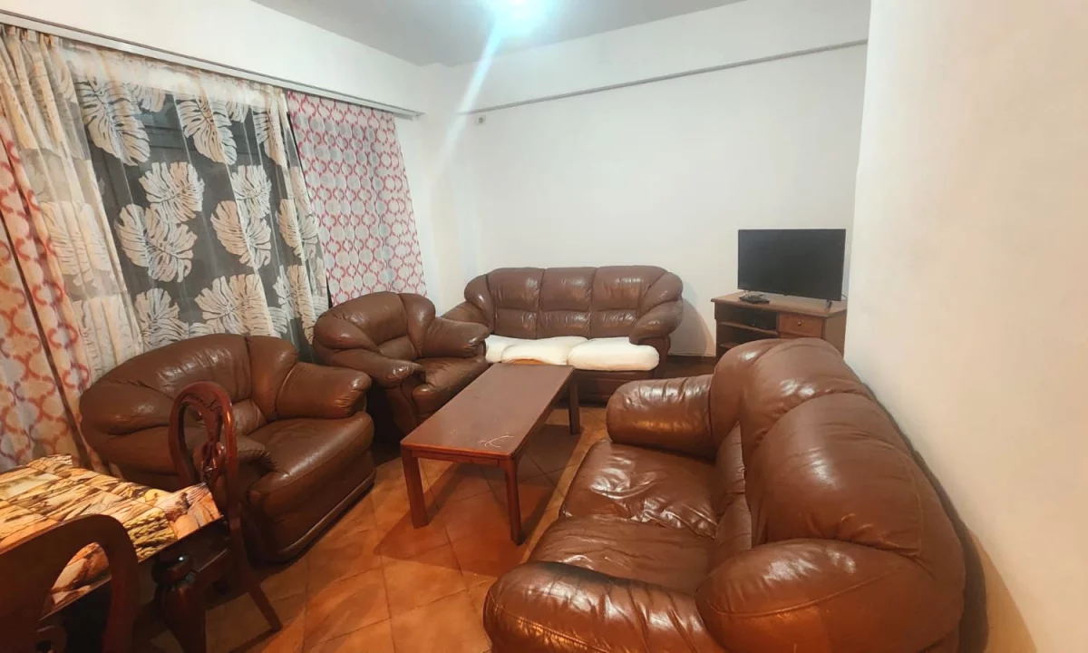Shtepi me qera Apartament ne Tirane, 2+1, Mobilimi E mobiluar, Pagesa 60,000  Leke.