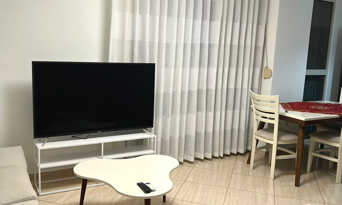 Shtepi me qera Apartament ne Tirane, 1+1, Mobilimi E mobiluar, Pagesa 550  Euro.