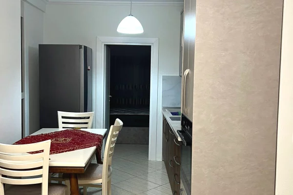 Shtepi me qera Apartament ne Tirane, 1+1, Mobilimi E mobiluar, Pagesa 550  Euro.