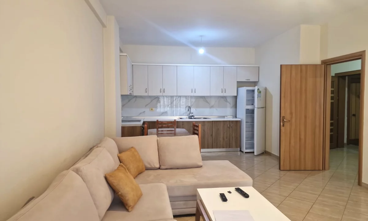 Shtepi me qera Apartament ne Tirane, 1+1, Mobilimi E mobiluar, Pagesa 45,000  Leke.