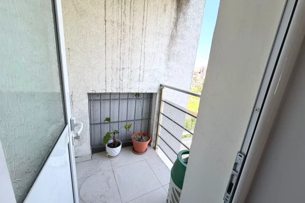 Shtepi ne shitje Apartament ne Tirane, 2+1, Mobilimi E mobiluar, Pagesa 258,000  Euro.