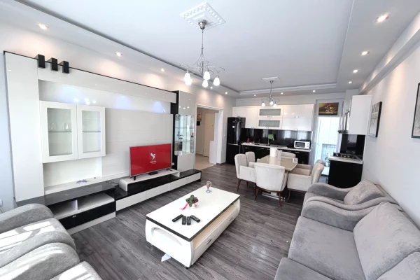 Shtepi ne shitje Apartament ne Tirane, 2+1, Mobilimi E mobiluar, Pagesa 258,000  Euro.