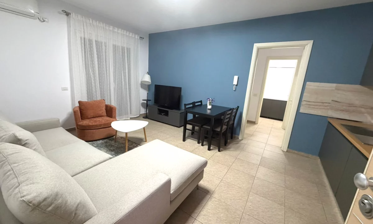 Shtepi me qera Apartament ne Tirane, 1+1, Mobilimi E mobiluar, Pagesa 65,000  Leke.