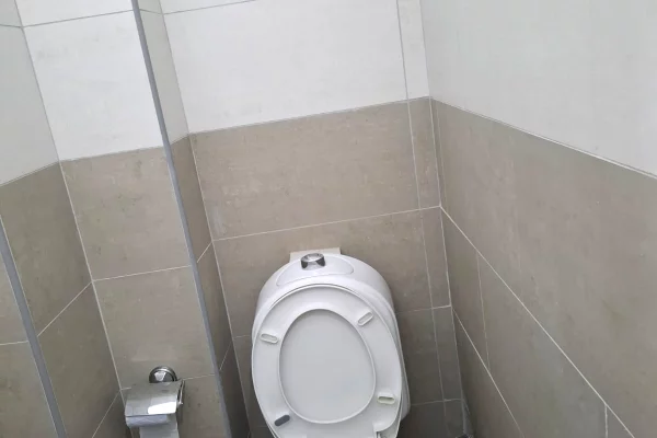 Shtepi me qera Apartament ne Tirane, 2+1, Mobilimi E mobiluar, Pagesa 600  Euro.