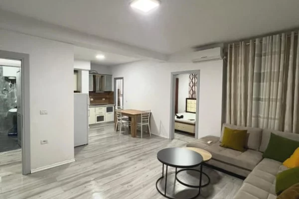 Shtepi me qera Apartament ne Tirane, 1+1, Mobilimi E mobiluar, Pagesa 55,000  Leke.