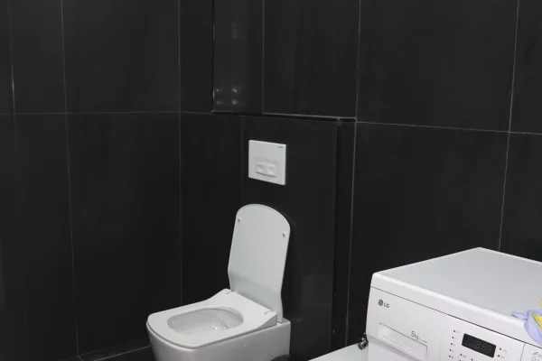 Shtepi me qera Apartament ne Tirane, 2+1, Mobilimi E mobiluar, Pagesa 80,000  Leke.