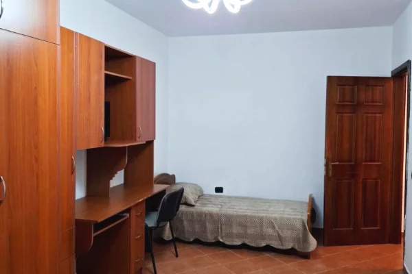 Shtepi me qera Apartament ne Tirane, 2+1, Mobilimi E mobiluar, Pagesa 60,000  Leke.