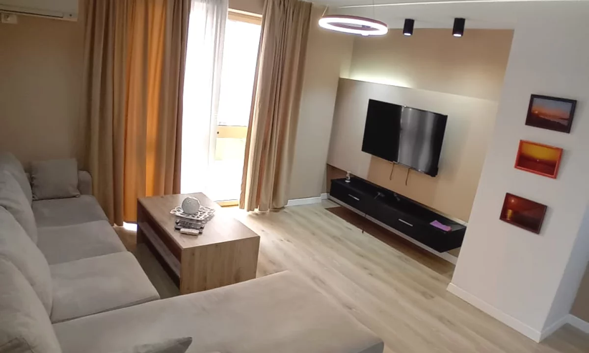 Shtepi me qera Apartament ne Tirane, 1+1, Mobilimi E mobiluar, Pagesa 70,000  Leke.
