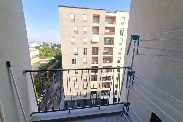 Shtepi me qera Apartament ne Tirane, 1+1, Mobilimi E mobiluar, Pagesa 50,000  Leke.