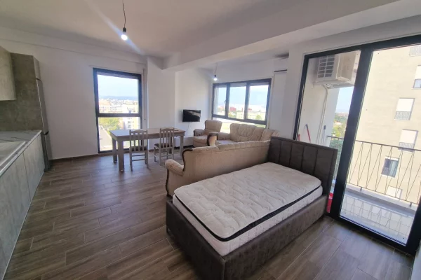 Shtepi me qera Apartament ne Tirane, 1+1, Mobilimi E mobiluar, Pagesa 50,000  Leke.