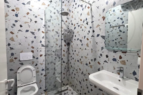 Shtepi me qera Apartament ne Tirane, 1+1, Mobilimi E mobiluar, Pagesa 45,000  Leke.