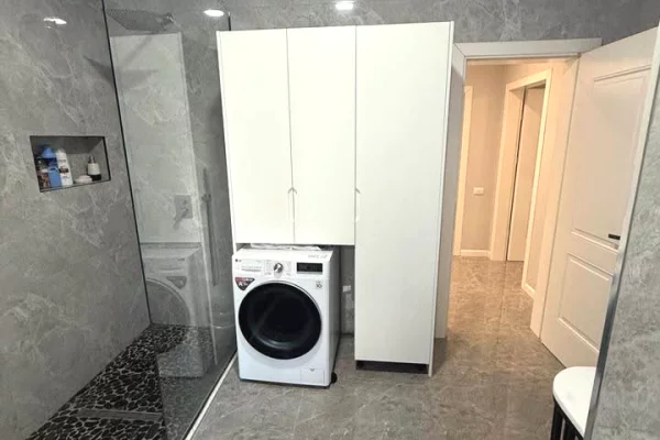 Shtepi me qera Apartament ne Tirane, 2+1, Mobilimi E mobiluar, Pagesa 70,000  Leke.