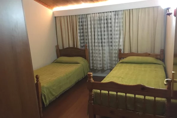 Shtepi ne shitje Apartament ne Tirane, 2+1, Mobilimi E mobiluar, Pagesa 250,000  Euro.
