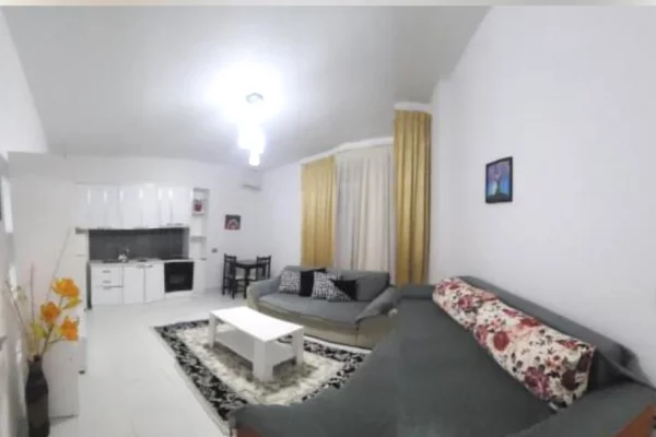 Shtepi me qera 1+1 ne Tirane - 50,000 Leke