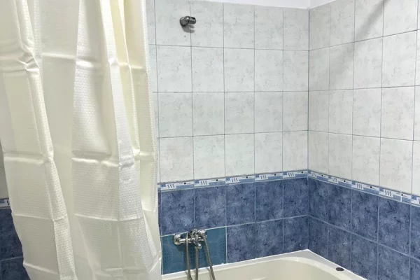 Shtepi me qera Apartament ne Tirane, 1+1, Mobilimi E mobiluar, Pagesa 40,000  Leke.