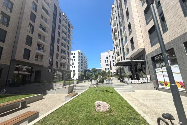 Shtepi me qera Apartament ne Tirane, 1+1, Mobilimi E mobiluar, Pagesa 70,000  Leke.