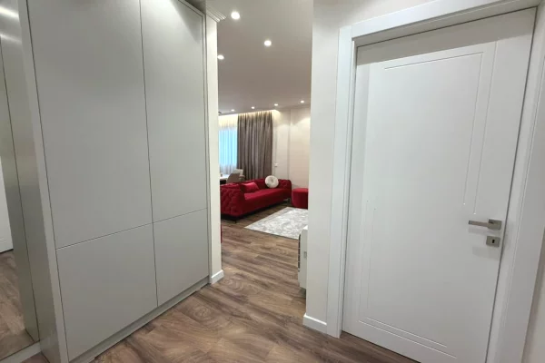 Shtepi me qera Apartament ne Tirane, 1+1, Mobilimi E mobiluar, Pagesa 800  Euro.