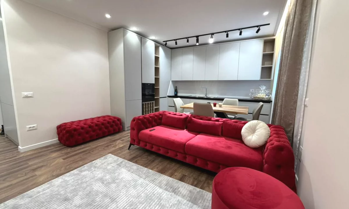 Shtepi me qera Apartament ne Tirane, 1+1, Mobilimi E mobiluar, Pagesa 800  Euro.