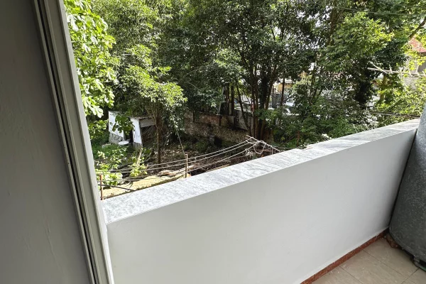Shtepi me qera Apartament ne Tirane, 1+1, Mobilimi E mobiluar, Pagesa 40,000  Leke.