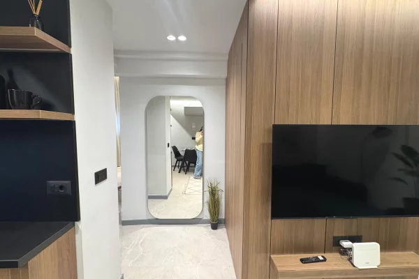 Shtepi me qera Apartament ne Tirane, 1+1, Mobilimi E mobiluar, Pagesa 60,000  Leke.