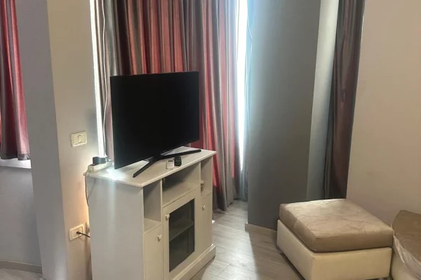 Shtepi me qera Apartament ne Tirane, 2+1, Mobilimi E mobiluar, Pagesa 750  Euro.