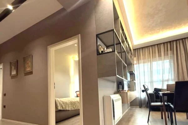 Shtepi ne shitje Apartament ne Tirane, 2+1, Mobilimi E mobiluar, Pagesa 180,000  Euro.