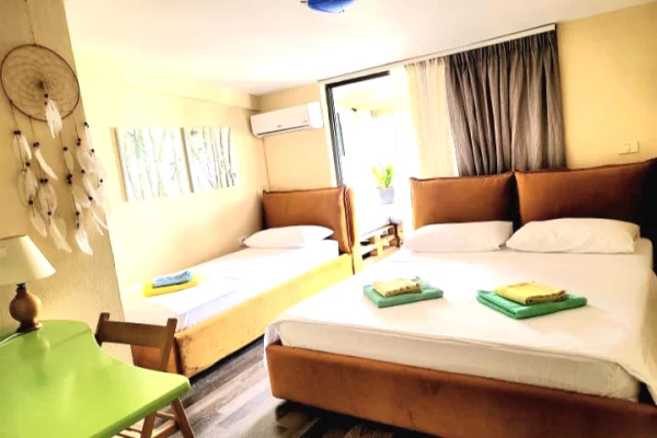 Shtepi ne shitje Apartament ne Durres, 2+1, Mobilimi E mobiluar, Pagesa 120,000  Euro.